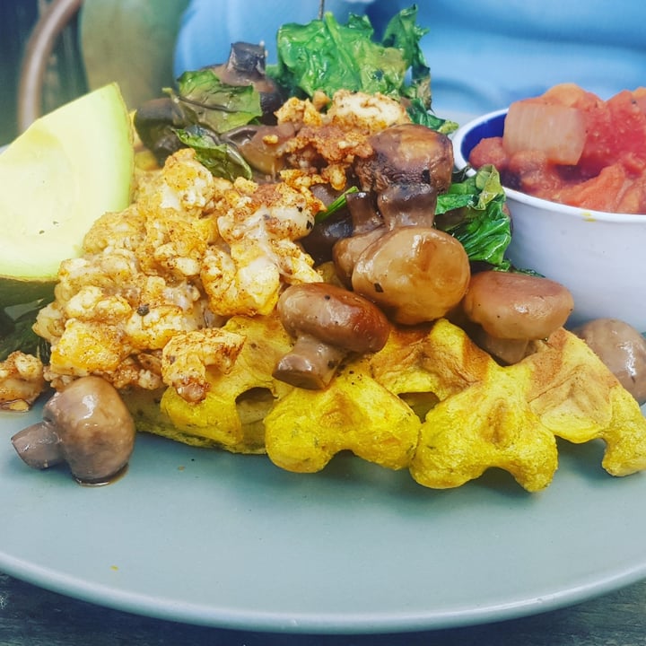 photo of Little Lucky Cafe Vegan Big Breakfast shared by @vegan-vixen on  12 May 2020 - review