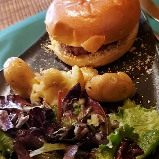 Foto do prato “The beyond burger”