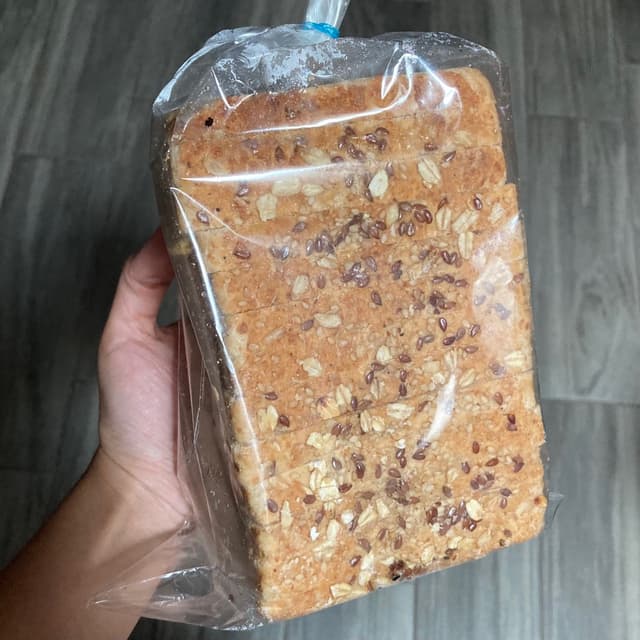 Foto do prato “Pan de caja multigrano”