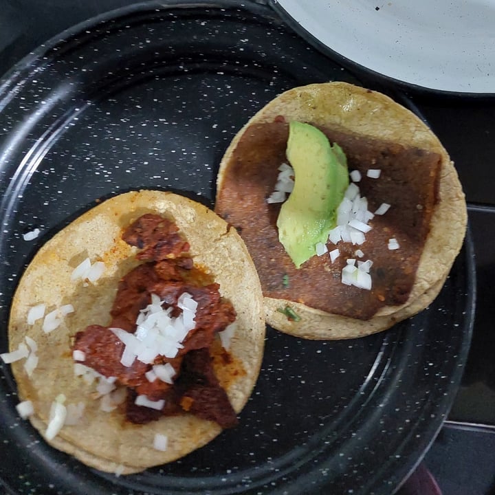 review photo of Por siempre vegana 2 Taco de Chicharrón y Milanesa shared by @carloscajal on 10 Jan 2022 - review