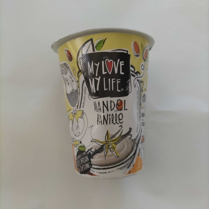 review photo of My Love My Life Dessert fermentato mandorla e vaniglia shared by @isabellaluce on 11 Apr 2022 - review