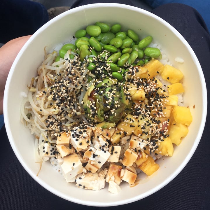 photo of Poké Factory Poké Bowl Regular (Vegan Con Tofu) shared by @paperadubbiosa on  09 Oct 2020 - review