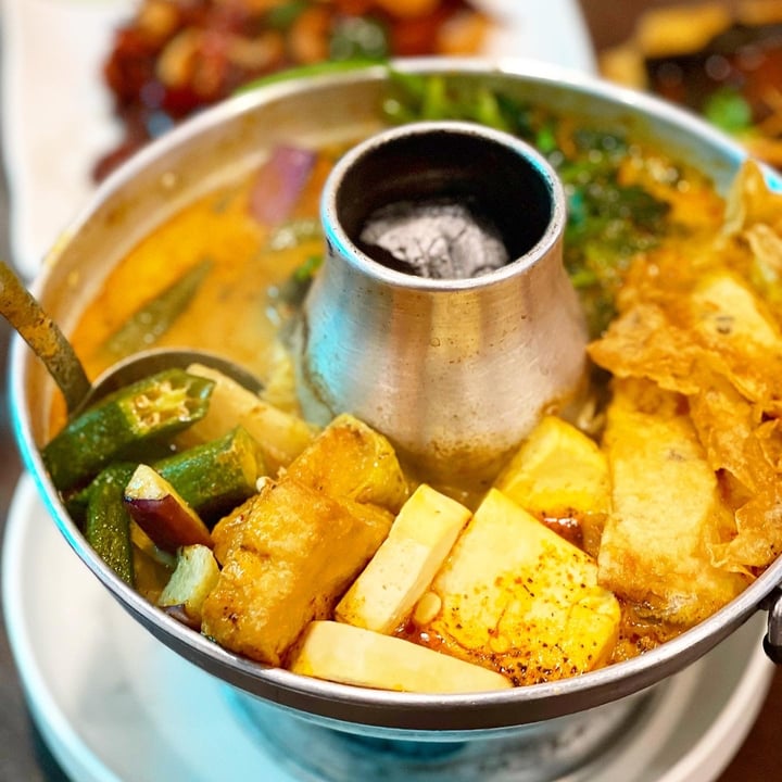 photo of New Fut Kai Vegetarian Restaurant Laksa Hotpot shared by @veggiexplorer on  07 Aug 2021 - review