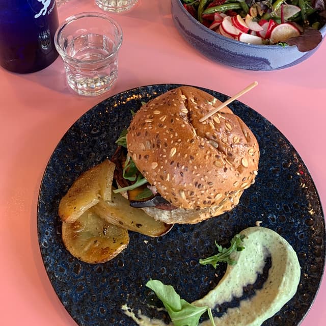 「Burger Fujiko」の料理の写真