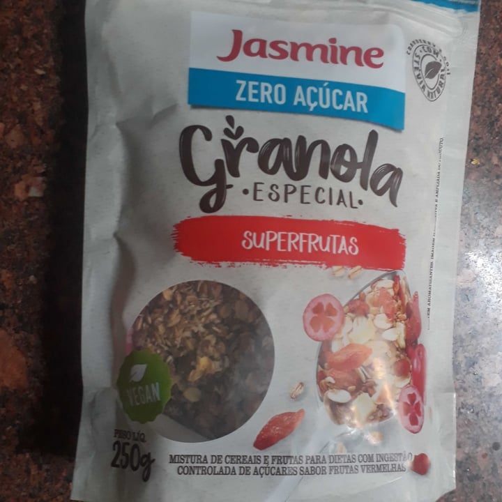 review photo of Jasmine Granola Especial Superfrutas shared by @perrenoud on 14 Sep 2021 - review