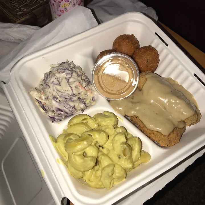 photo of Cornbread Cafe Chik’n Fried Tempeh & Gravy shared by @curvycarbivore on  31 Aug 2020 - review