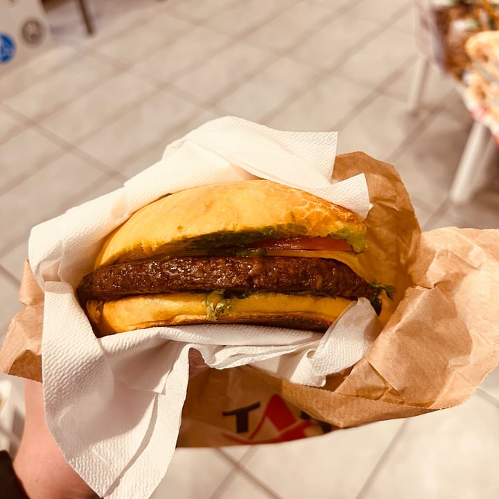 photo of Autogrill Wowburger shared by @chiaramangili on  17 Jan 2022 - review