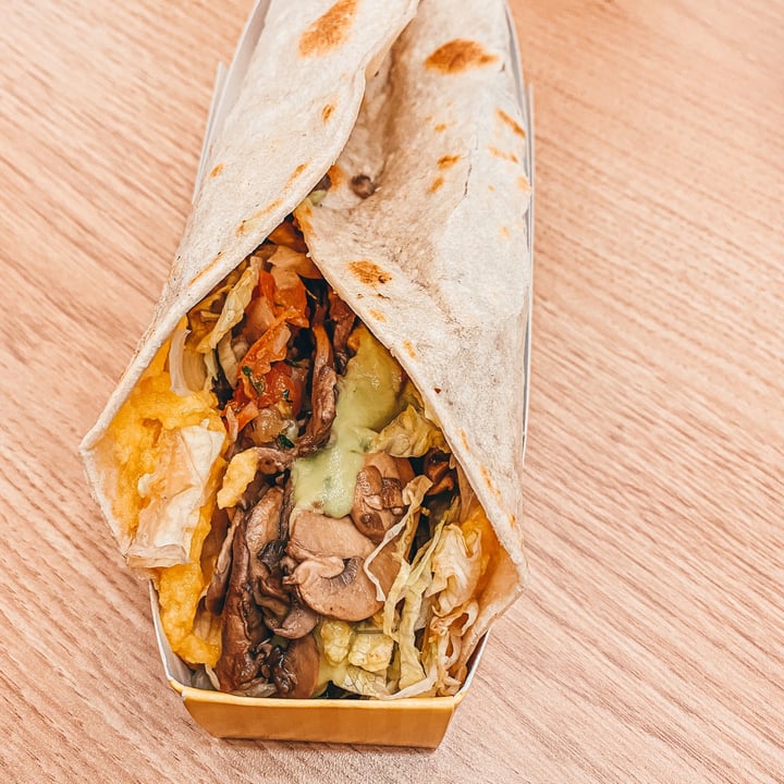 photo of El Carnal Burrito Vegano Tradicional shared by @veganosrecomiendo on  19 Oct 2020 - review