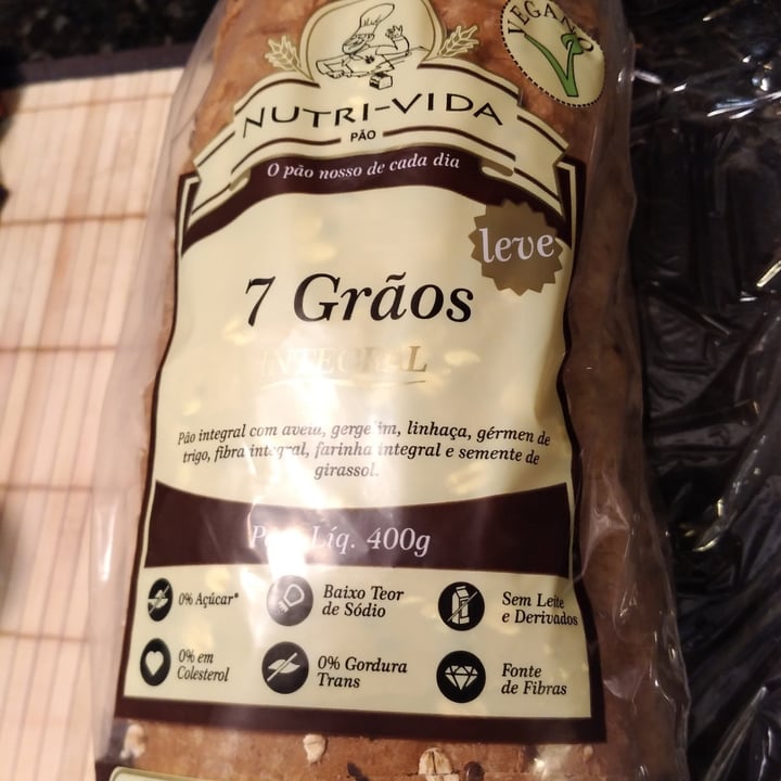 review photo of Nutri-Vida pão 7 grãos integral shared by @bianaomi on 31 Aug 2022 - review