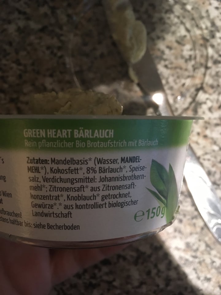 photo of Green Heart Bärlauch Bio Frischcreme shared by @ichkannvegan on  22 Apr 2020 - review