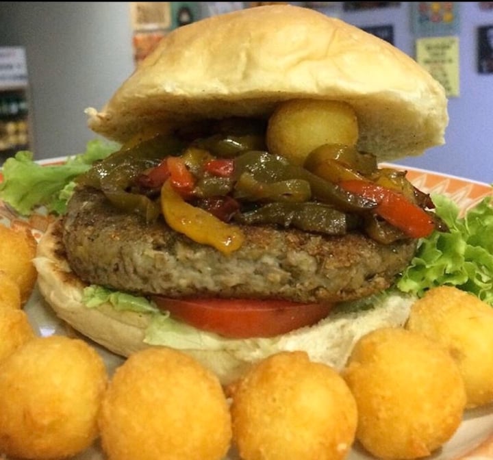 photo of Chef Vegan Burguer De Lentilha shared by @nathaliac on  30 Dec 2019 - review