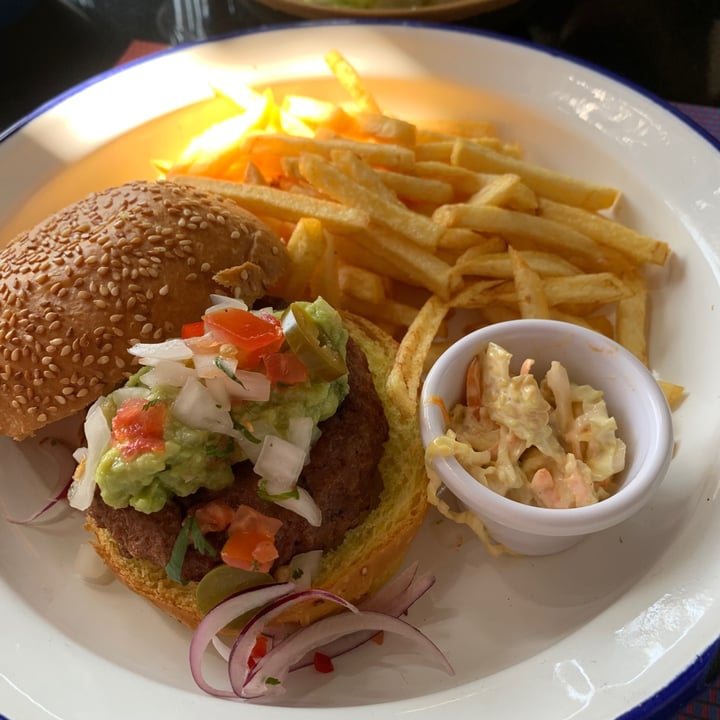 review photo of Lat.a Burger Vegan shared by @gmsebastiao on 20 Aug 2021 - review