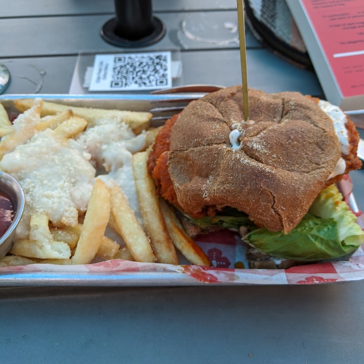 photo of The Cider Press Café Buffalo Chick’n Sandwich shared by @mcjeannie on  27 Aug 2020 - review