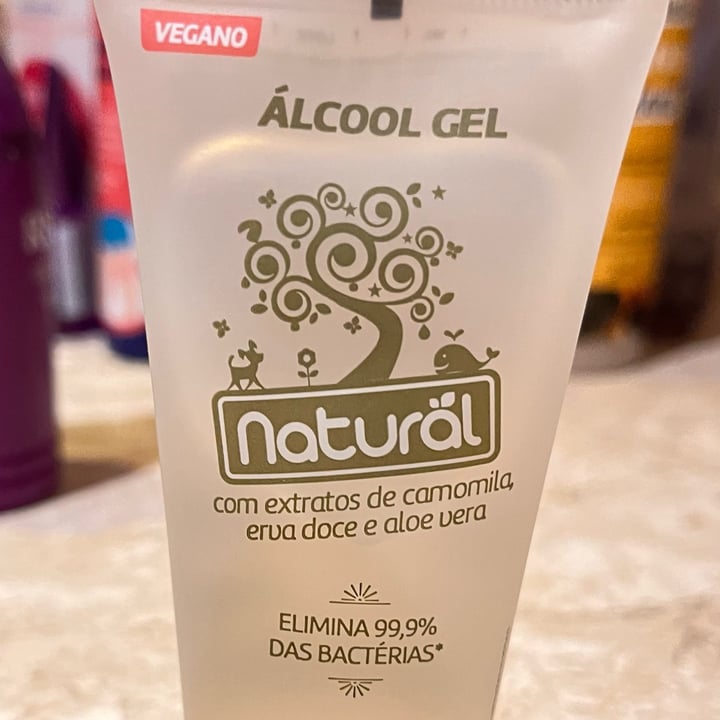 photo of Orgânico Natural Álcool Gel shared by @biacmuller on  06 May 2022 - review