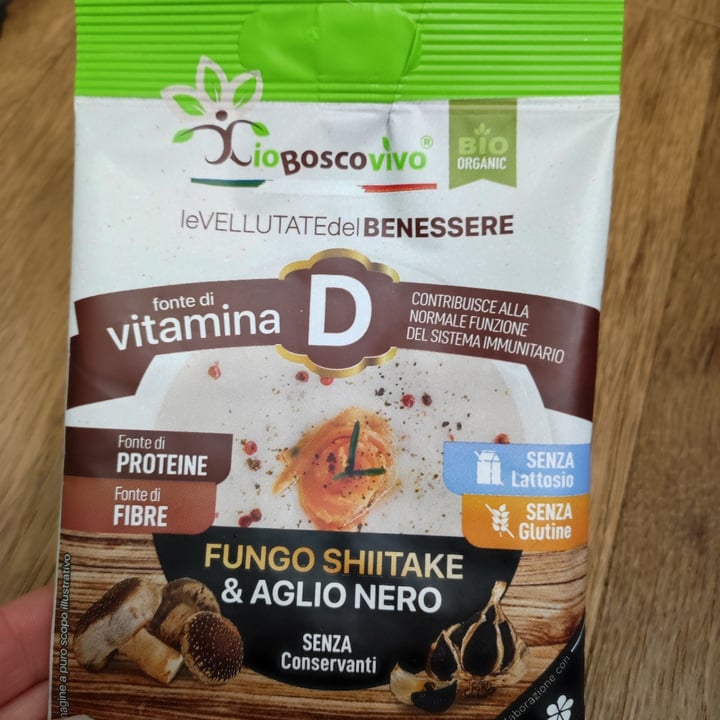 photo of IoBoscoVivo Le vellutate del benessere: fungo shiitake e aglio nero shared by @ilaria90 on  05 Apr 2022 - review