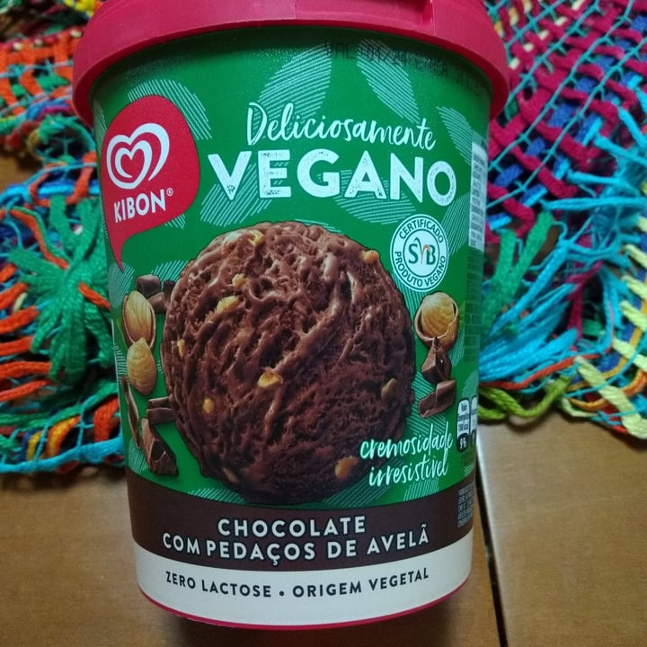 review photo of Kibon Chocolate com Pedaços De Avelã shared by @cristinarabelo on 22 Jul 2022 - review