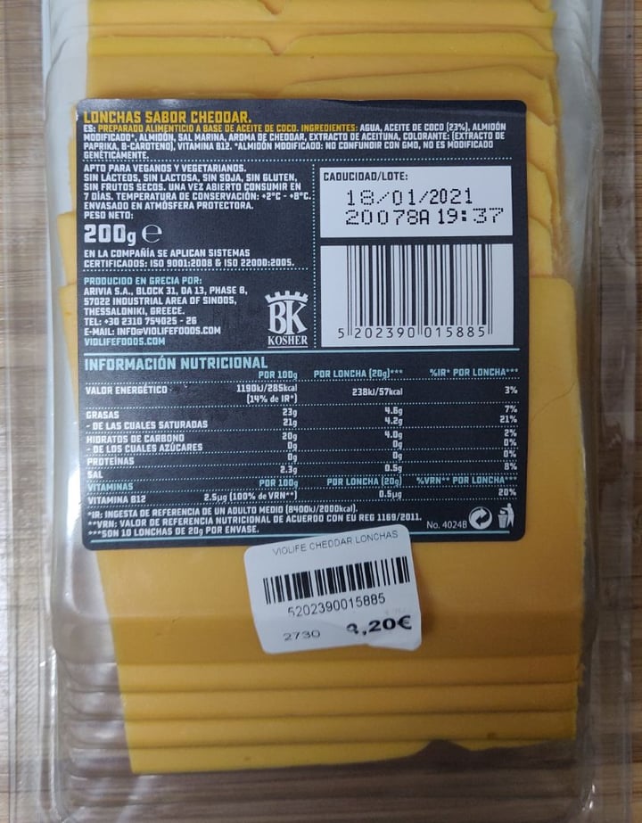 photo of Violife Lonchas sabor Cheddar shared by @gitaneta on  20 Apr 2020 - review
