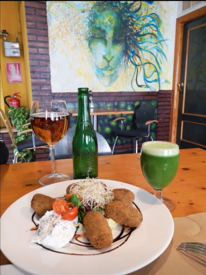 photo of Restaurante Hicuri Art Vegan Croquetas de verduras y veganesa shared by @martavegan on  25 Nov 2019 - review