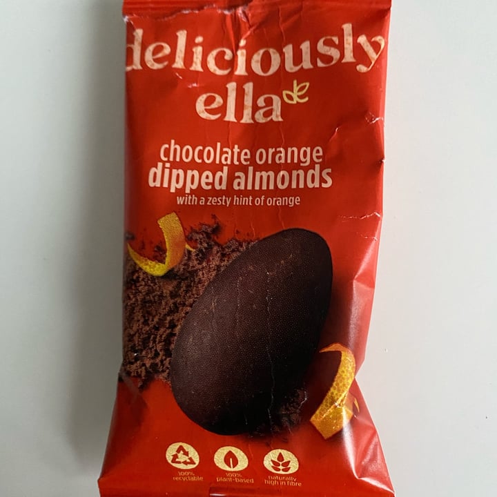 photo of Deliciously Ella Chocolate Dipped Almonds shared by @lillalilletti on  05 Dec 2021 - review
