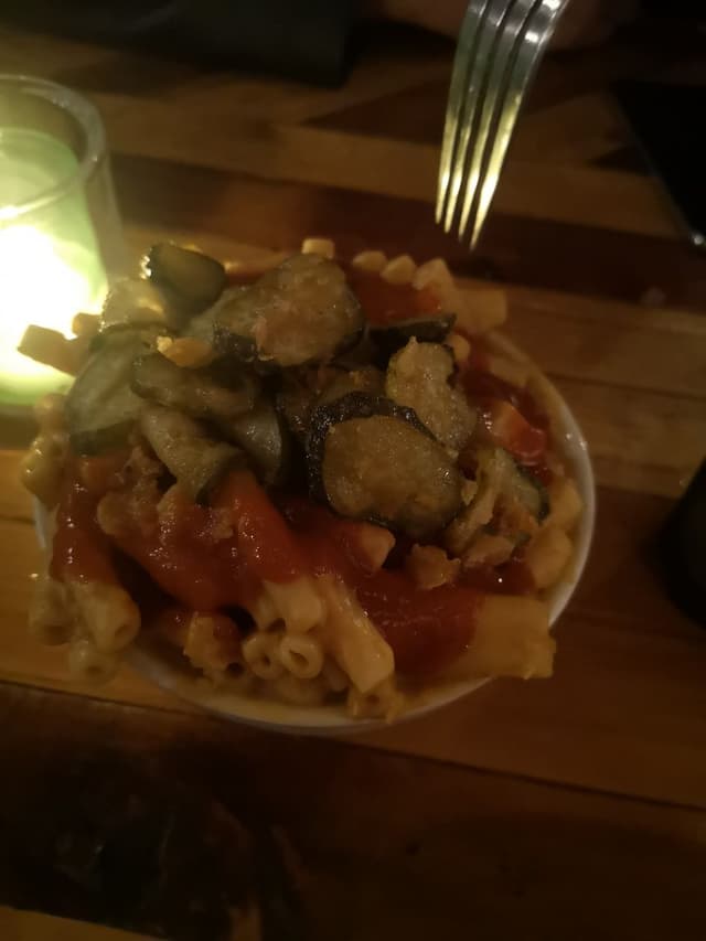Photo of the dish “Buffalo n frikle Mac n cheese”