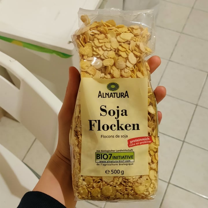 review photo of Alnatura Soja flocken shared by @veryvegaia on 10 Jan 2022 - review