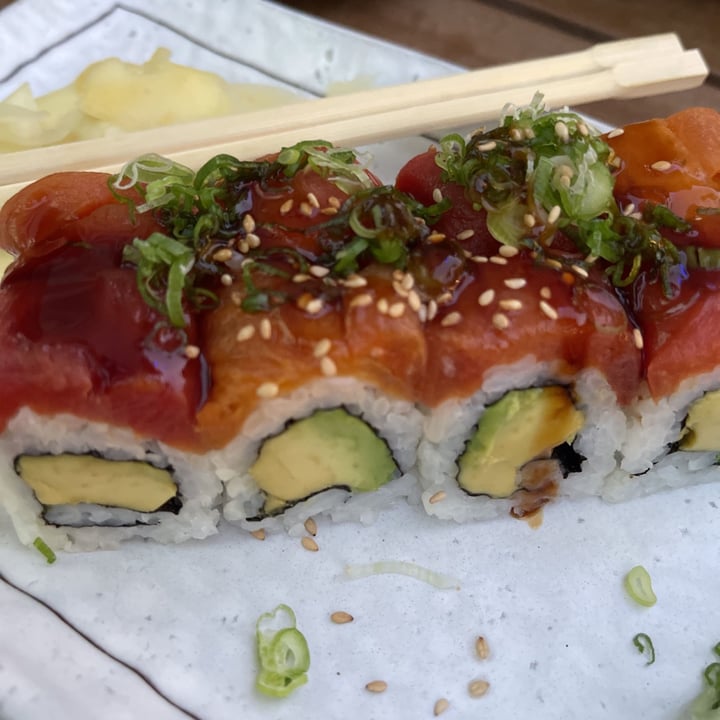 photo of Blue Sushi Sake Grill Avo Ahimi shared by @iseekplants on  17 Jun 2021 - review