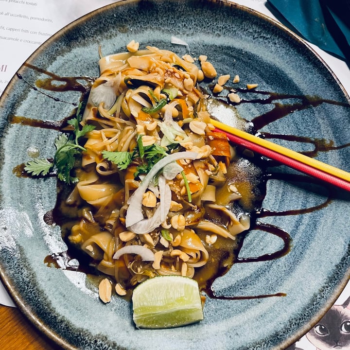 photo of Romeow Cat Bistrot Pad Thai shared by @loveg on  02 Jul 2021 - review