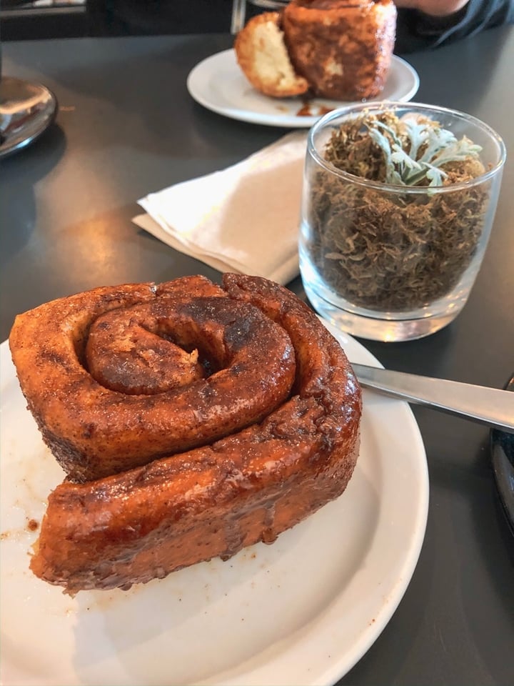 photo of Sweet Pea Café & Playhouse Cinnamon Bun shared by @baroquenrecords on  12 Feb 2020 - review