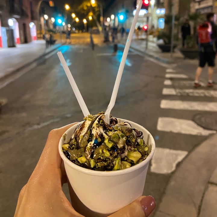 review photo of The Cream Bcn Pistachio cream shared by @daniellepereira03 on 08 Dec 2022 - review