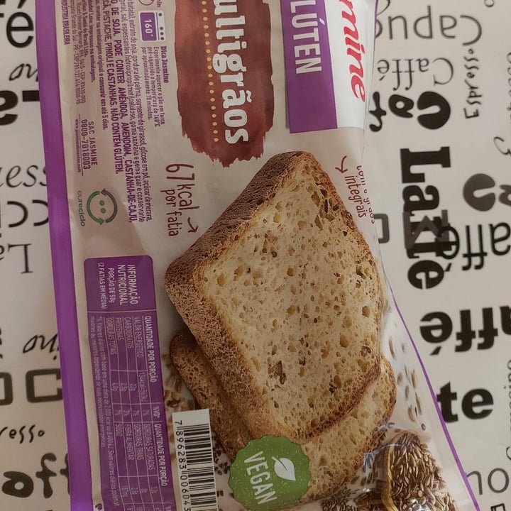 photo of Jasmine Bread shared by @vivimartins1963 on  05 Jun 2022 - review