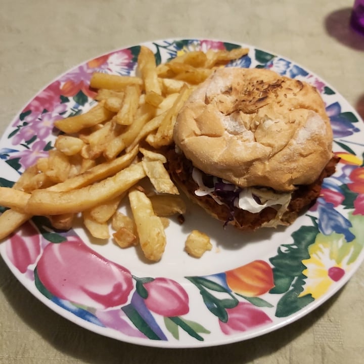 review photo of Loving Hut Microcentro BBQ Sandwich shared by @matiteli on 09 Aug 2020 - review