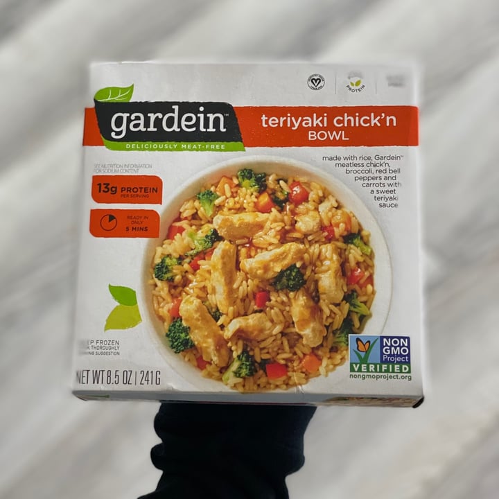 review photo of Gardein Teriyaki Chick’n Bowl shared by @vegankenji on 15 Dec 2020 - review