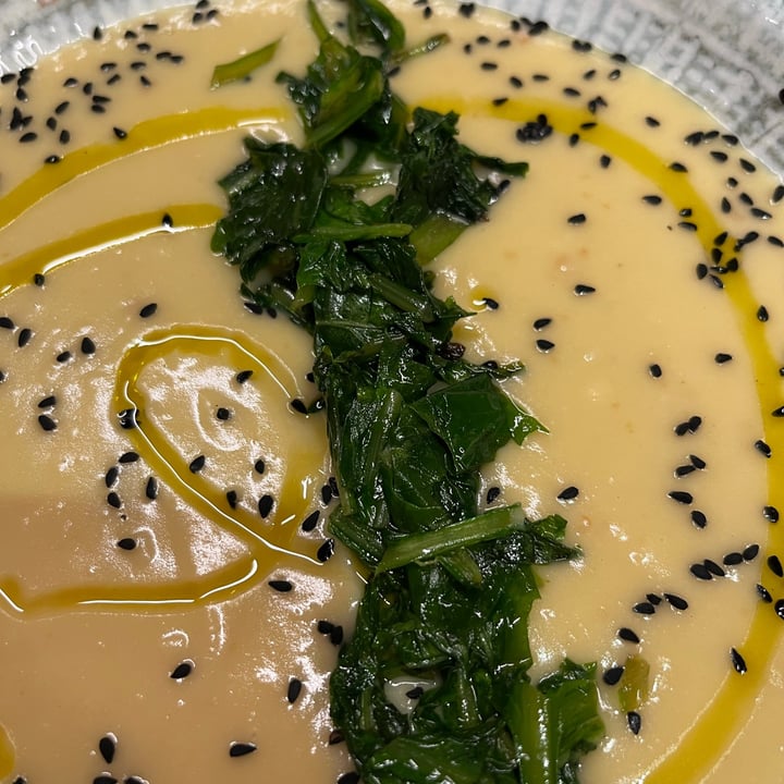 review photo of Contrada Govinda crema di fave e cicorietta spadellata shared by @maurairis on 28 Oct 2022 - review