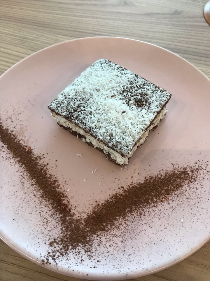 review photo of Carrotsticks and Cravings Robertson Quay Coconut Bar shared by @mixedandmixing on 02 Mar 2019 - review