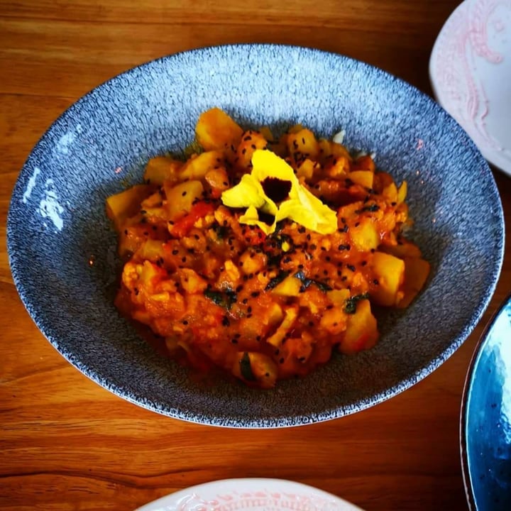 photo of La coco C Sweet Potato & Chickpea Coconut Curry shared by @realmessmarj on  04 Dec 2020 - review