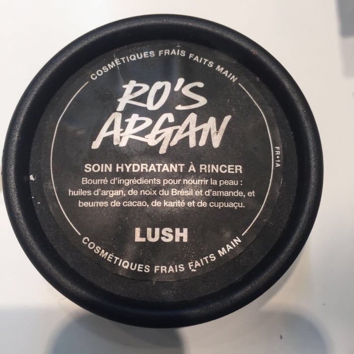 photo of LUSH Fresh Handmade Cosmetics Christingle Aconcionador Corporal shared by @sfernandezvar on  16 Apr 2020 - review
