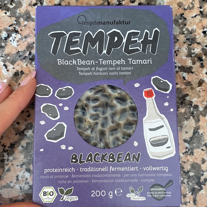 photo of Tempehmanufaktur Black Bean Tempeh Tamari shared by @alicesignorini on  27 Apr 2022 - review