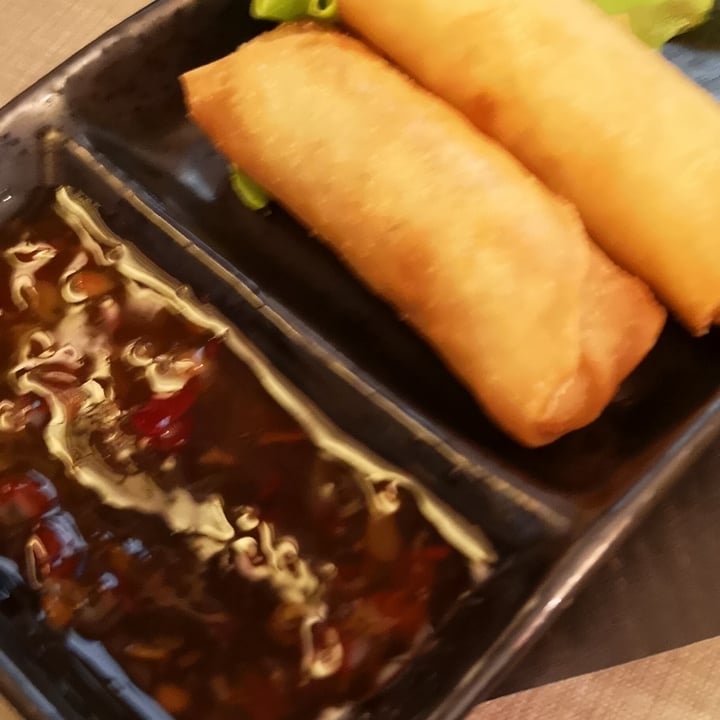 review photo of SHOKU - Ristorante Thailandese e Giapponese involtini thai shared by @vivarchitettura on 28 Sep 2022 - review