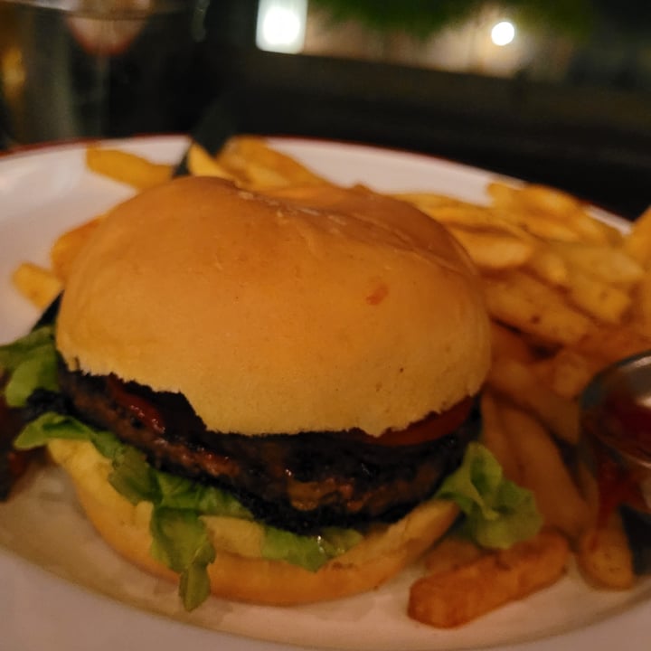 review photo of Boca A Boca (Recoleta) Hamburguesa Felices Las Vacas shared by @daniellaliberman on 06 Apr 2022 - review