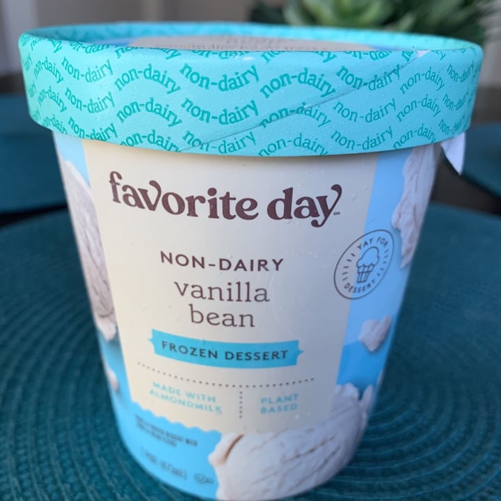 review photo of Favorite day Vanilla bean shared by @soniavegandsurf on 13 Aug 2021 - review