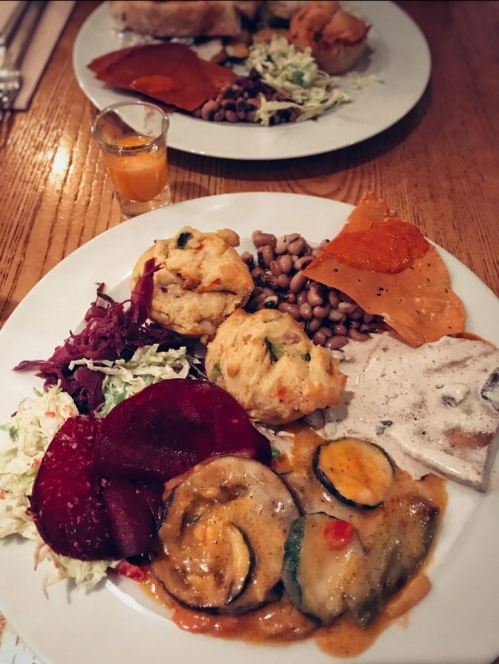 review photo of DaTerra Baixa Vegan buffet shared by @missdaisyg on 03 Mar 2020 - review