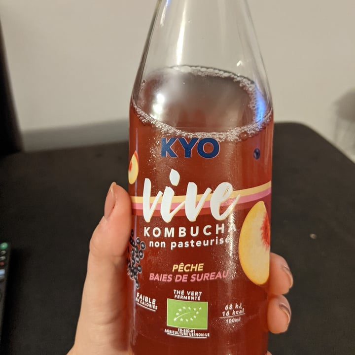review photo of Kyo Vive Kombucha pêche sureau shared by @jennasdaydreams on 15 Oct 2021 - review
