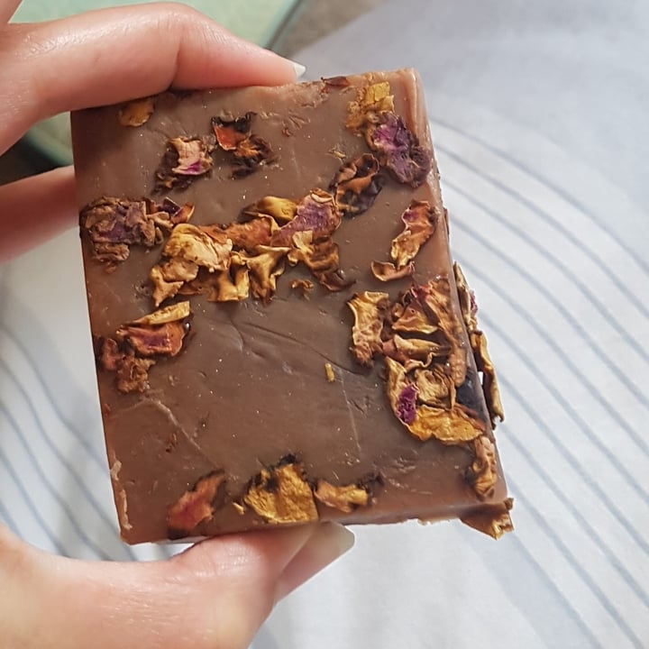 review photo of LUSH Fresh Handmade Cosmetics Ro's Argan Gourmet Soap shared by @mharbich on 31 Jul 2020 - review