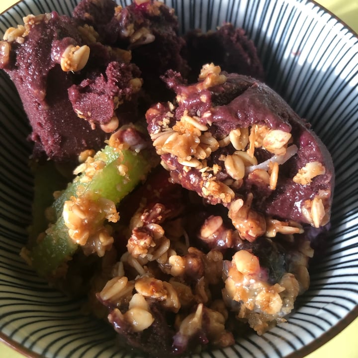 photo of The Oatberry Cafe Rainbow Açaí Bowl shared by @mywildbraveheart on  10 Nov 2021 - review