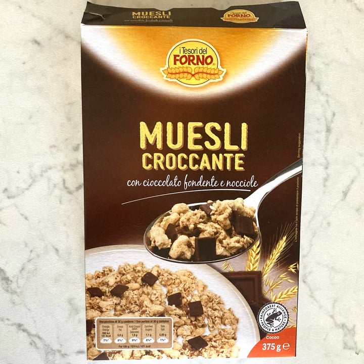 photo of I tesori del forno Muesli Con Cioccolato Fondente E Nocciole shared by @vy on  16 Nov 2022 - review