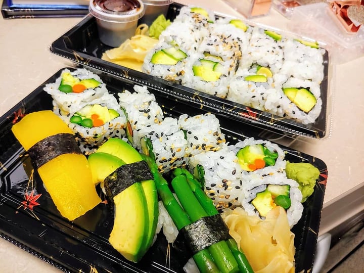review photo of Pot Stickers Asian Grill Vegetable Combination (Sushi) shared by @lexathevegangeek on 16 Dec 2019 - review
