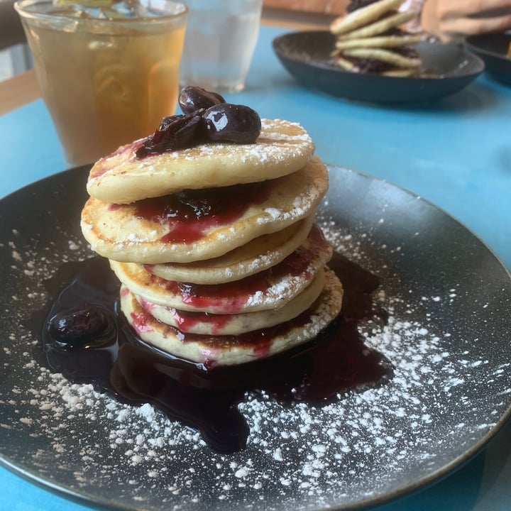 photo of Maynard blueberry pancakes shared by @xdarrenx on  26 Sep 2020 - review