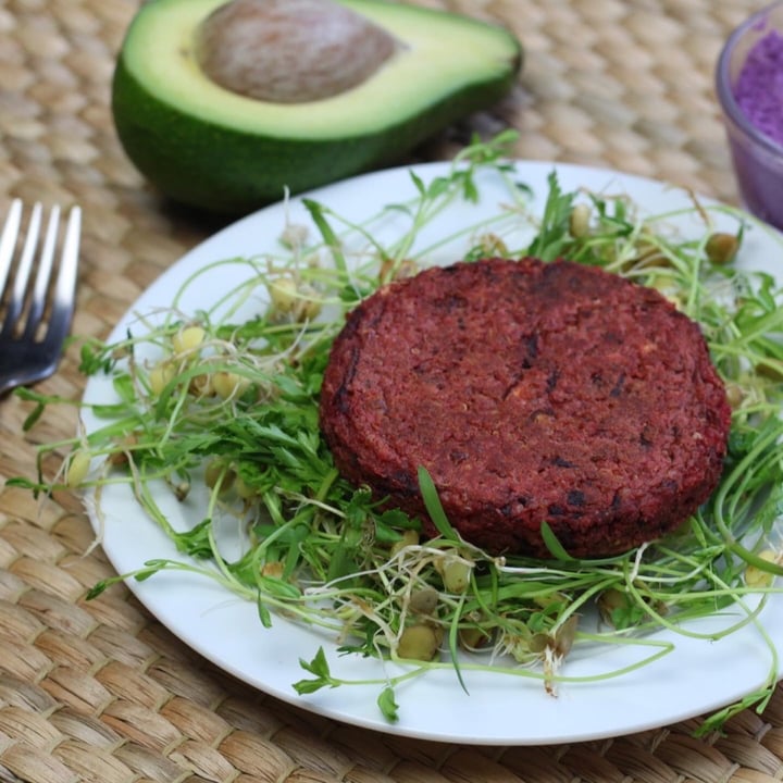 review photo of Beatroot Hambúrguer Vegan De Feijão E Beterraba shared by @cleomartins on 18 Jul 2021 - review