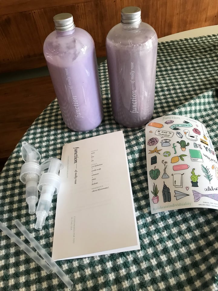 photo of Function of Beauty Custom Shampoo and Conditioner shared by @mrose04 on  05 Jun 2019 - review