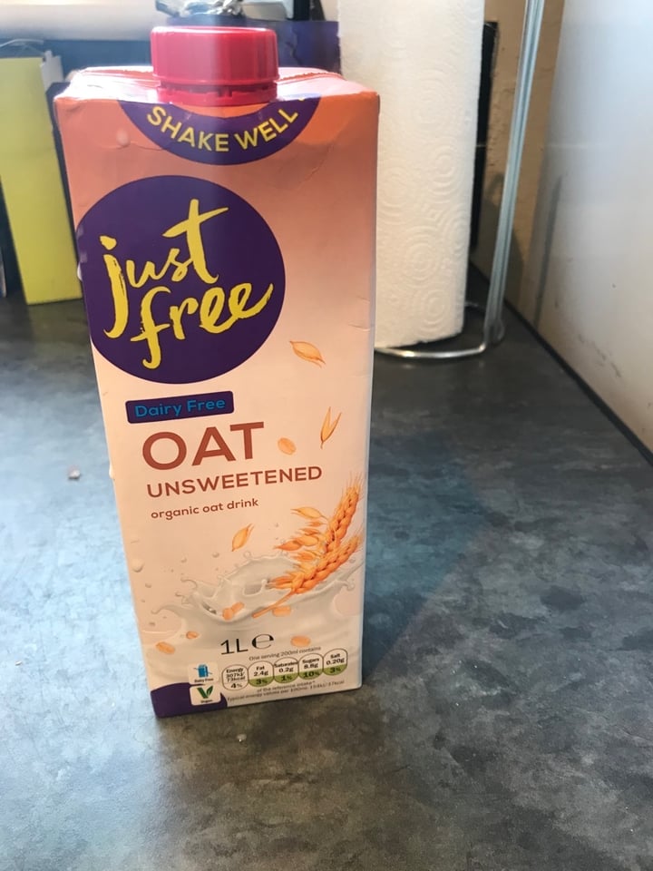 photo of Vemondo  Just Free Oat Milk shared by @sarachristina on  09 Jan 2020 - review